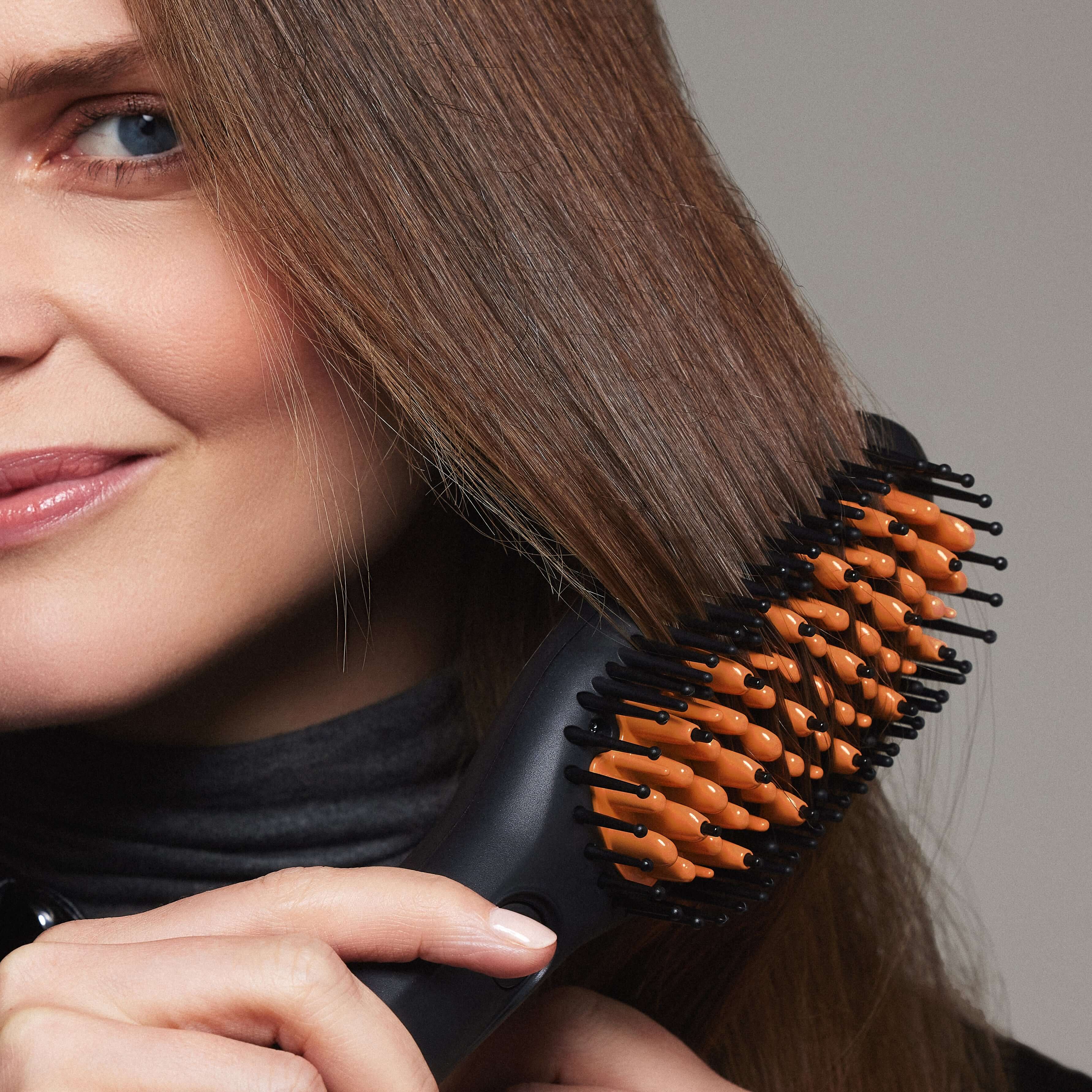 DAFNI Power Brush - Effortless Hair Straightening